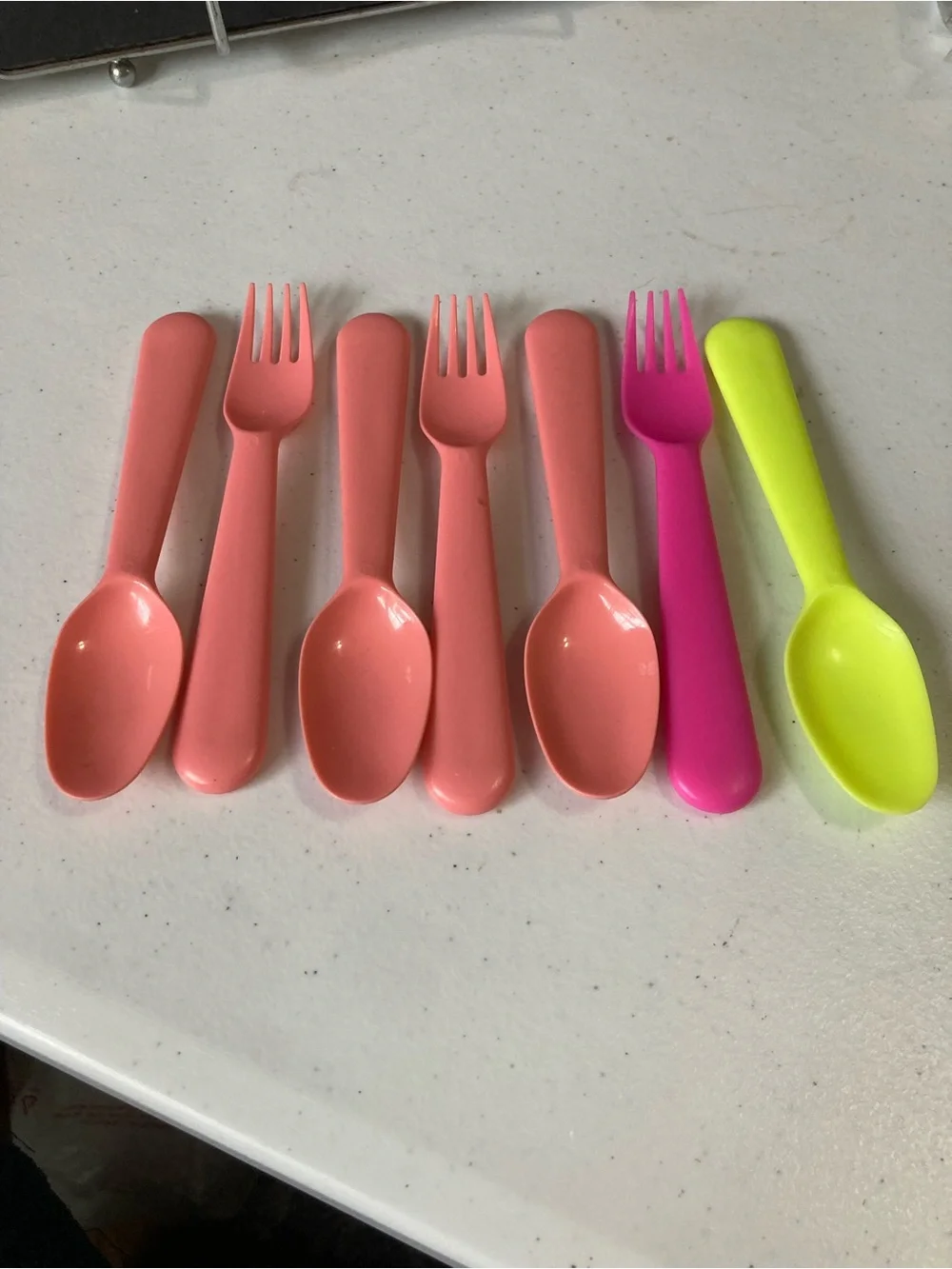 Children’s Utensils Colorful Plastic Spoons & Forks Pink, Hot Pink, Neon Yellow